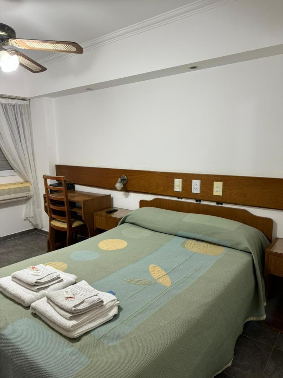 Hotel Y Restaurant Don Quijote Macachín Eksteriør billede